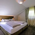 Edelweiss 'ettelsberg' Deluxe Mit Hotelanbindung, Saunalandschaft Und Meinecardplus Apartment